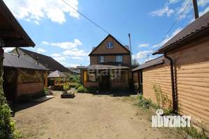 Дом 226м², 3-этажный, участок 10 сот.