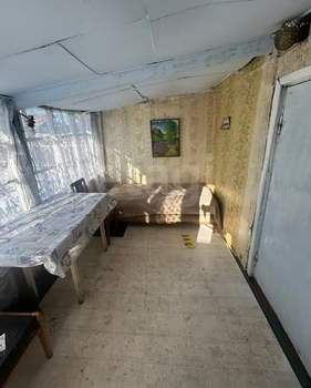 Дом 40м&sup2;, 2-этажный, участок 6 сот.  