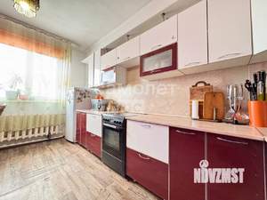 Дом 286м², 2-этажный, участок 15 сот.  