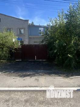 Коттедж 280м&sup2;, 2-этажный, участок 12 сот.  