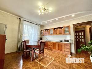 Дом 140м&sup2;, 1-этажный, участок 10 сот.  