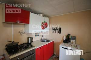 Дом 77м&sup2;, 2-этажный, участок 10 сот.  
