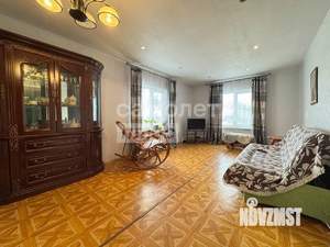 Дом 286м², 2-этажный, участок 15 сот.  