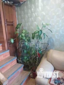 Дом 300м&sup2;, 3-этажный, участок 30 сот.  