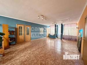 Дом 286м², 2-этажный, участок 15 сот.  