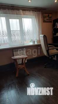 Дом 179м&sup2;, 3-этажный, участок 10 сот.  