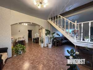 Дом 165м&sup2;, 2-этажный, участок 11 сот.  