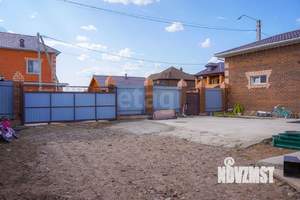 Дом 180м&sup2;, 1-этажный, участок 8 сот.  