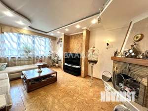 Дом 450м&sup2;, 3-этажный, участок 13 сот.  
