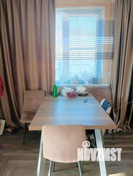 Дом 180м&sup2;, 2-этажный, участок 15 сот.  