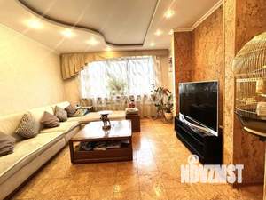 Дом 450м&sup2;, 3-этажный, участок 13 сот.  