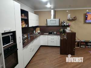Дом 377м&sup2;, 2-этажный, участок 18 сот.  