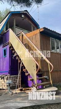 Дом 24м&sup2;, 2-этажный, участок 10 сот.  