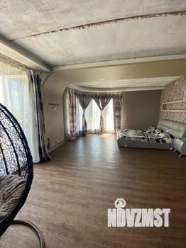 Дом 296м², 2-этажный, участок 14 сот.  