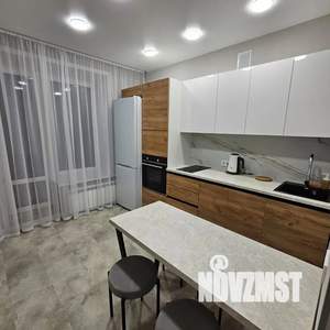 1-к квартира, посуточно, 40м2, 4/9 этаж