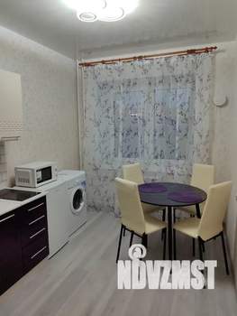 1-к квартира, посуточно, 38м2, 6/9 этаж