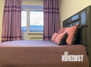 1-к квартира, посуточно, 50м2, 1/5 этаж