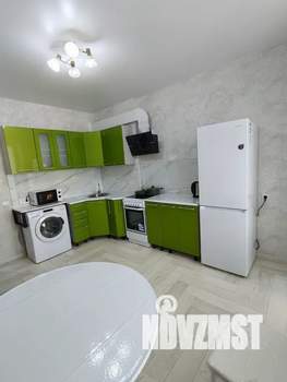 1-к квартира, посуточно, 32м2, 13/16 этаж