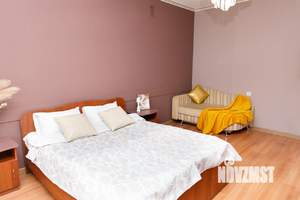 1-к квартира, посуточно, 49м2, 1/1 этаж