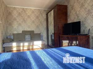 1-к квартира, посуточно, 35м2, 3/5 этаж