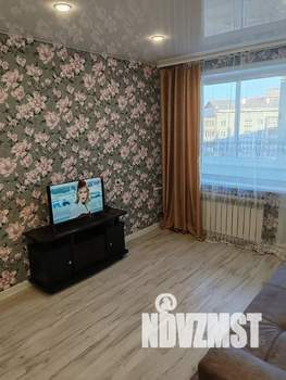 1-к квартира, посуточно, 38м2, 5/5 этаж