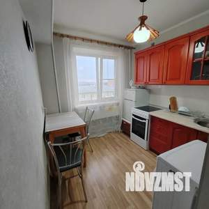 1-к квартира, посуточно, 38м2, 5/5 этаж