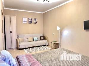 1-к квартира, посуточно, 38м2, 3/12 этаж