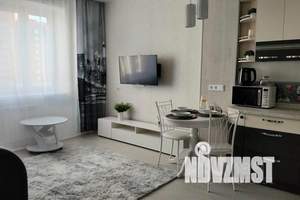 2-к квартира, посуточно, 42м2, 8/16 этаж