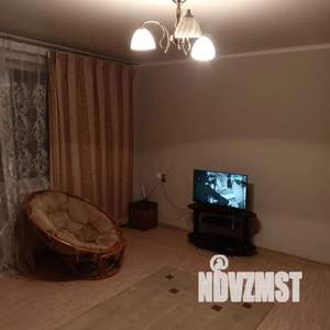 1-к квартира, посуточно, 45м2, 5/5 этаж