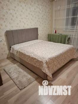 1-к квартира, посуточно, 39м2, 4/13 этаж