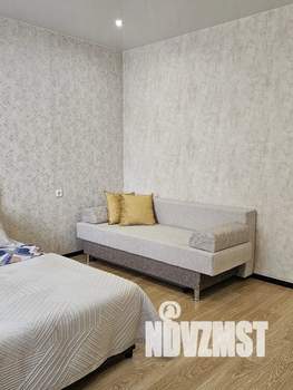 1-к квартира, посуточно, 44м2, 1/1 этаж