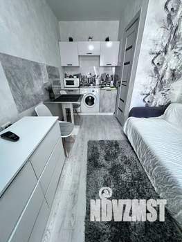Студия квартира, посуточно, 32м2, 1/5 этаж