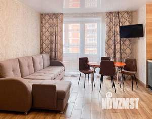 1-к квартира, посуточно, 40м2, 1/1 этаж