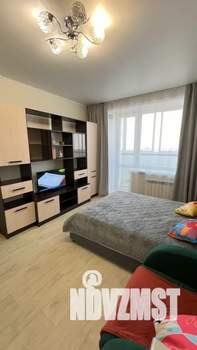 1-к квартира, посуточно, 30м2, 8/16 этаж