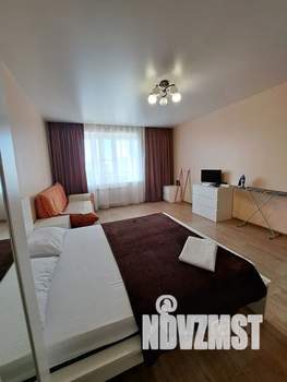 1-к квартира, посуточно, 35м2, 2/16 этаж