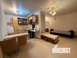 Студия квартира, посуточно, 42м2, 2/4 этаж