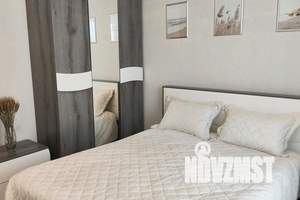 2-к квартира, посуточно, 42м2, 8/16 этаж