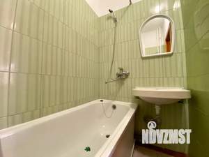 1-к квартира, посуточно, 42м2, 8/10 этаж