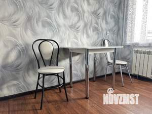 1-к квартира, посуточно, 30м2, 4/10 этаж