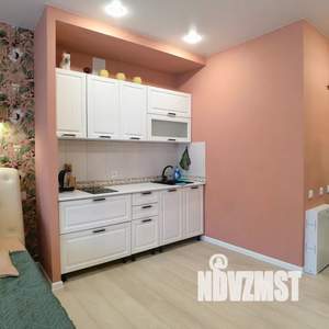 Студия квартира, посуточно, 27м2, 1/9 этаж