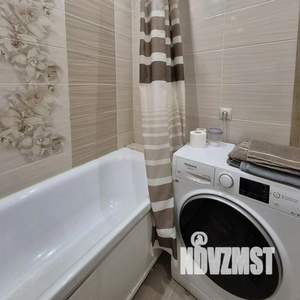 1-к квартира, посуточно, 37м2, 1/1 этаж
