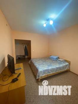 1-к квартира, посуточно, 39м2, 2/10 этаж