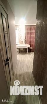 Студия квартира, посуточно, 30м2, 1/5 этаж