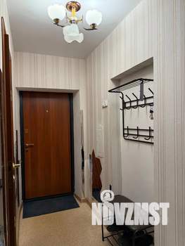 Студия квартира, посуточно, 42м2, 2/4 этаж