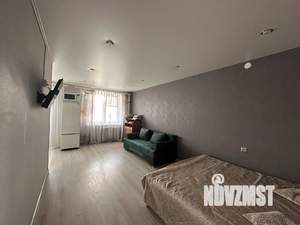 Студия квартира, посуточно, 42м2, 1/5 этаж