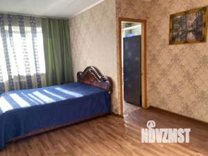 1-к квартира, посуточно, 35м2, 3/5 этаж