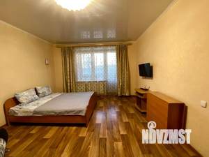 1-к квартира, посуточно, 50м2, 1/10 этаж