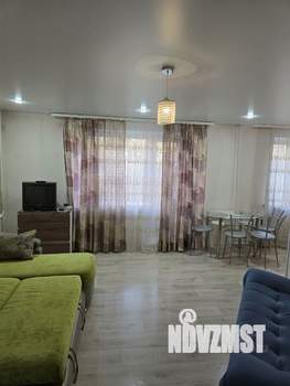 Студия квартира, посуточно, 40м2, 2/5 этаж
