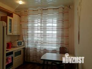 1-к квартира, посуточно, 45м2, 3/9 этаж