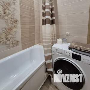 1-к квартира, посуточно, 37м2, 13/16 этаж